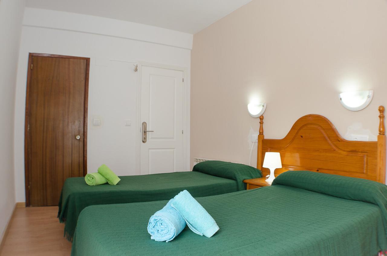 Hostal Los Calatravos Альканьис Экстерьер фото