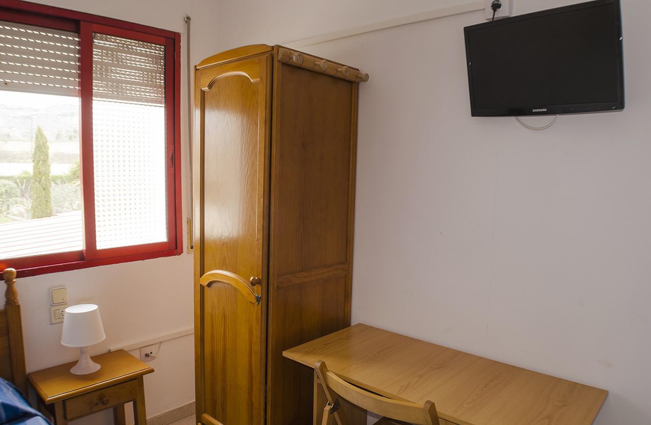 Hostal Los Calatravos Альканьис Экстерьер фото