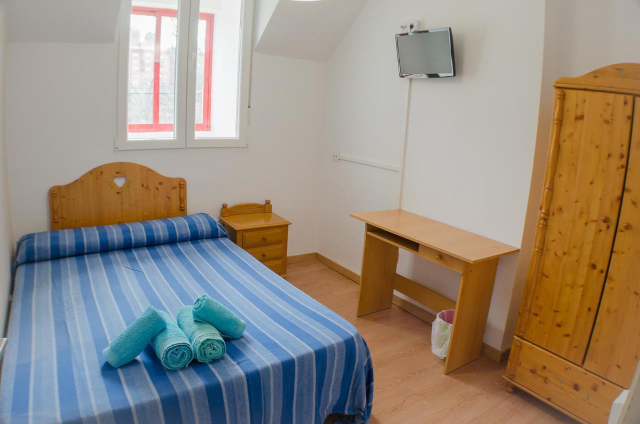 Hostal Los Calatravos Альканьис Экстерьер фото